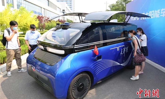 Yüzde 100 güneş enerjisiyle çalışan araç, Çin turnesine başlıyor