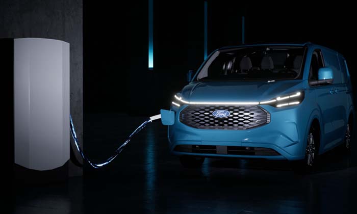 Kocaeli Fabrikalarında üretilecek yeni tam elektrikli E-Transit Custom ile ticaretin geleceği değişiyor