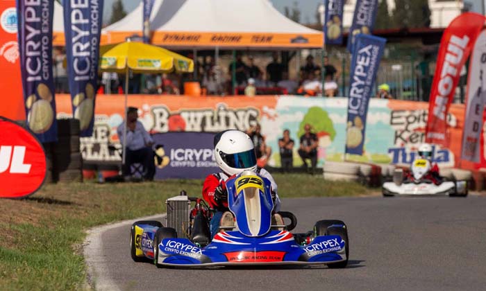 Tuzla’da karting mücadelesi nefes kesti
