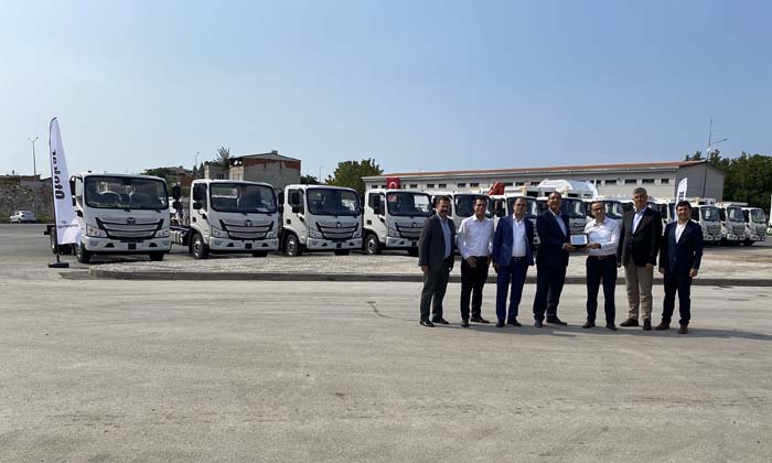 Otokar’dan Bursa’ya 21 adet Atlas kamyon