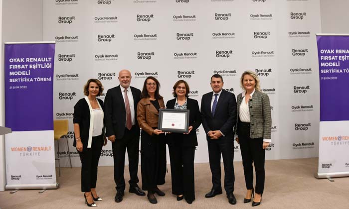 Oyak Renault, KAGİDER tarafından verilen “Fırsat Eşitliği Modeli Sertifikasını” aldı