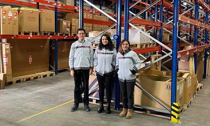 Anadolu Isuzu Avrupa lojistik merkezini Stuttgart’ta açtı