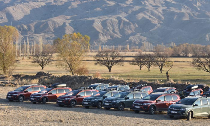 Dacia’ya iki ödül birden