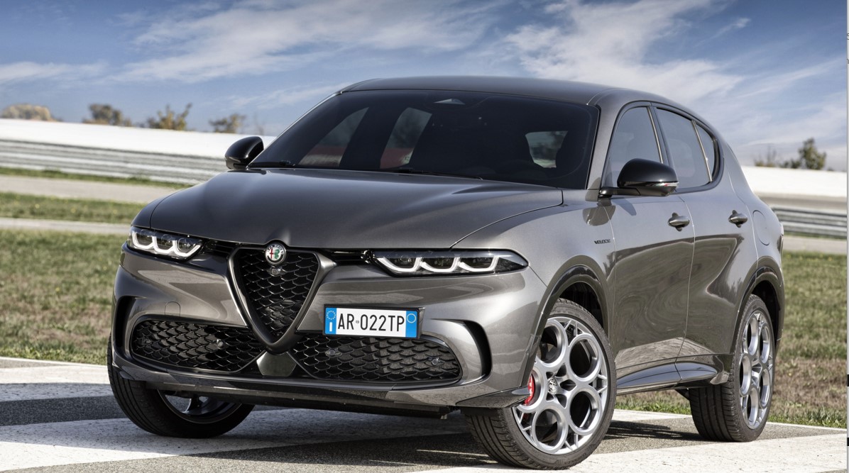 Alfa Romeo Tonale Plug-In Hybrid Q4 Türkiye’de satışa sunuldu