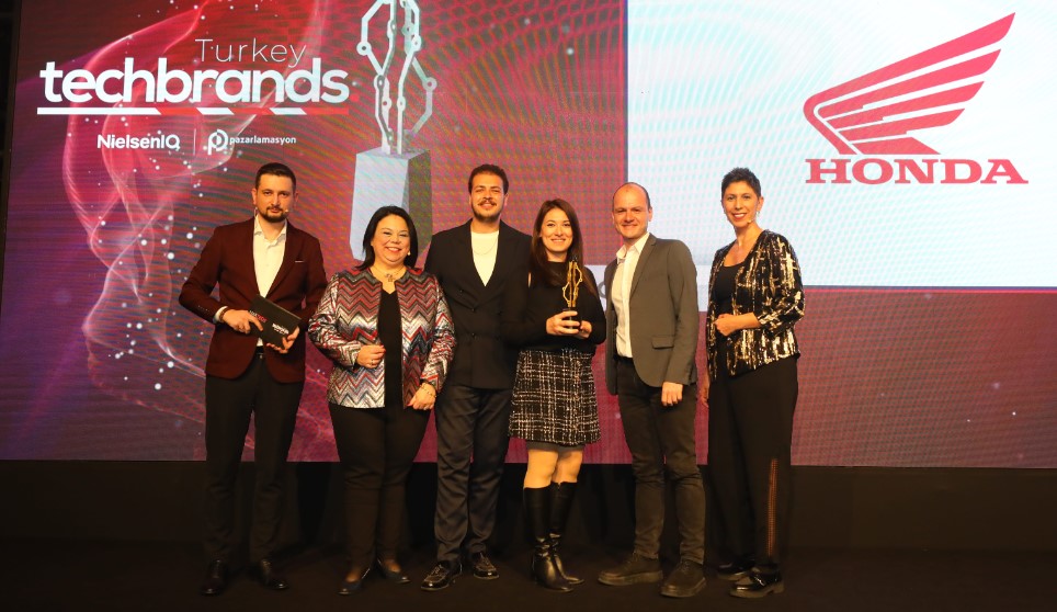 Türkiye’nin En Teknolojik Motosiklet Markası Honda Türkiye seçildi