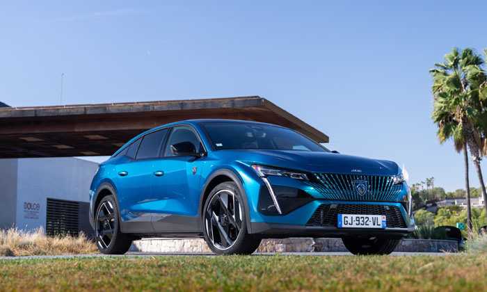 PEUGEOT yeni 408 modeliyle Türkiye’de