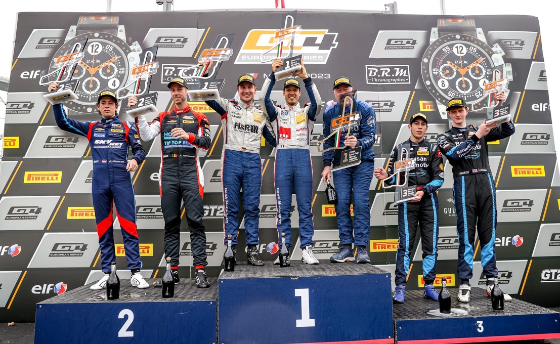 Borusan Otomotiv Motorsport  GT4 Avrupa Serisi’ne çifte podyumla hızlı başladı