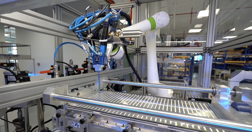 Türkiye kendi batarya hücresini geliştirip üretecek