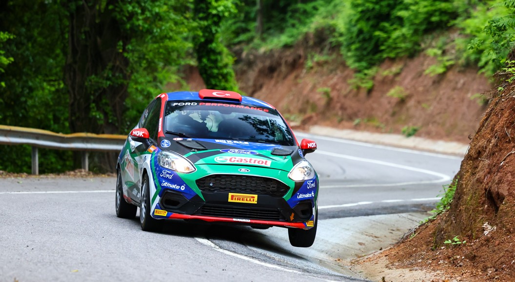 Castrol Ford Team Türkiye, Yeşil Bursa Rallisi’nde genç pilotları ile başarı peşinde koşacak