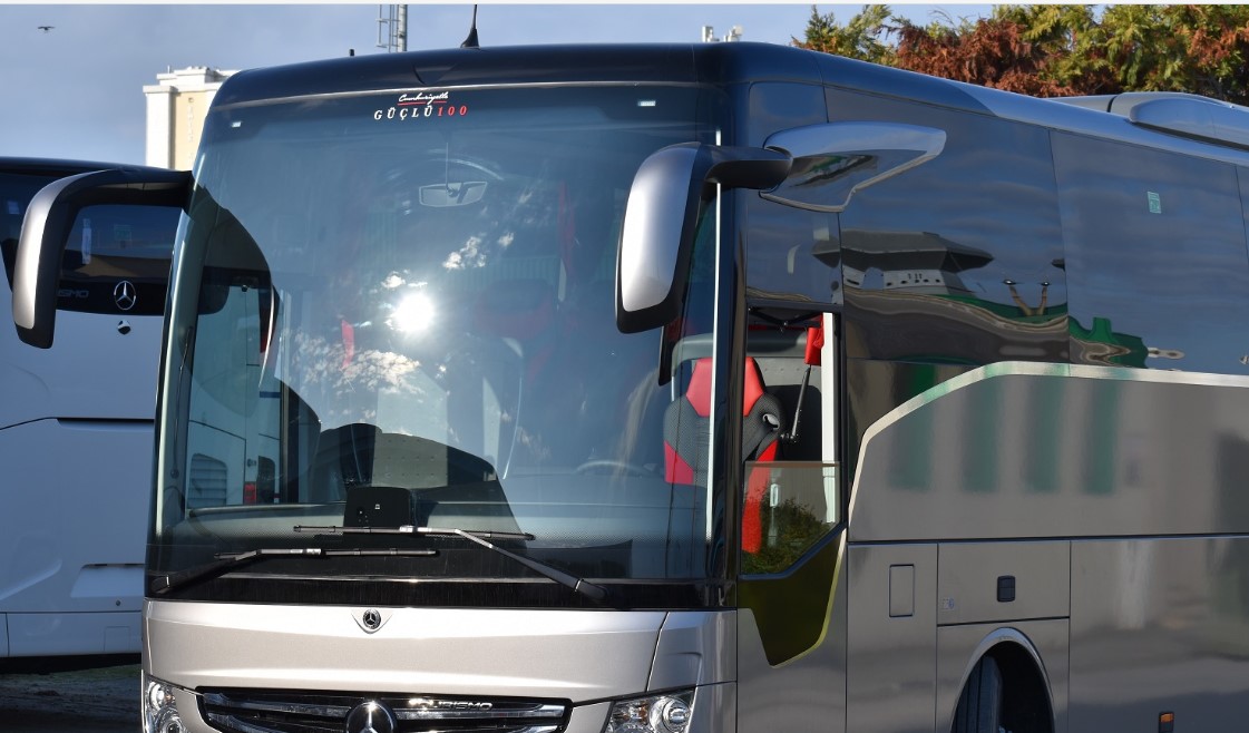 Mercedes-Benz Türk araçlarına “Cumhuriyetle GÜÇLÜ100” imzası