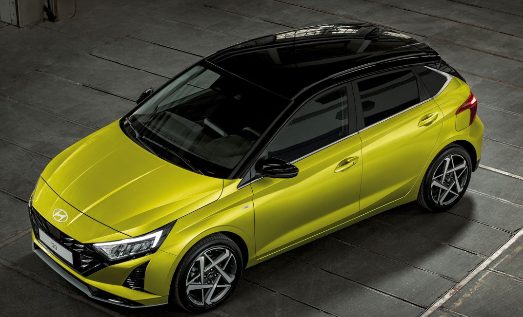 Hyundai Yeni i20 zarif ve sportif tasarımıyla dikkat çekiyor