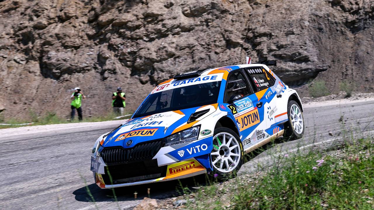 Özdemir-Memişyazıcı liderliğe yükseldi 