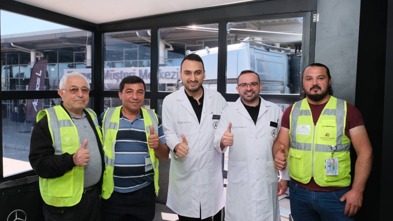 Mercedes-Benz Türk’ün Sağlık Bakım Tırı şoförleri kendi evinde ağırladı