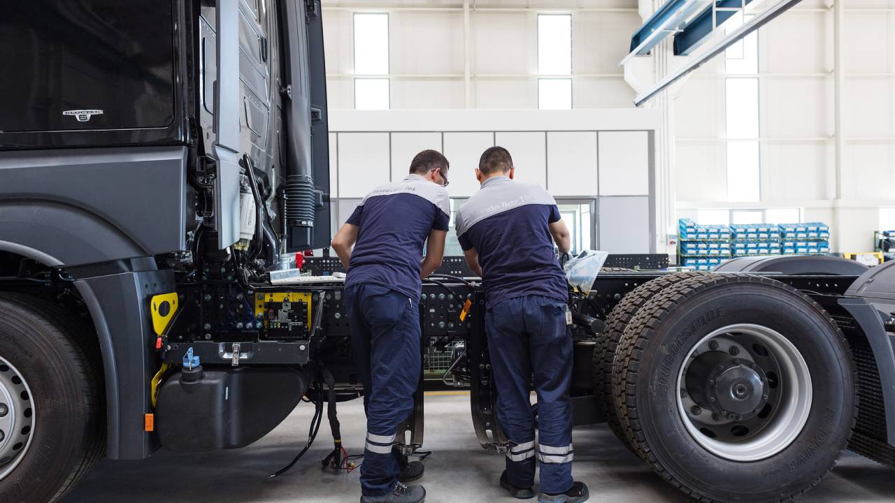 Mercedes-Benz eActros300 Türkiye’de test edilecek