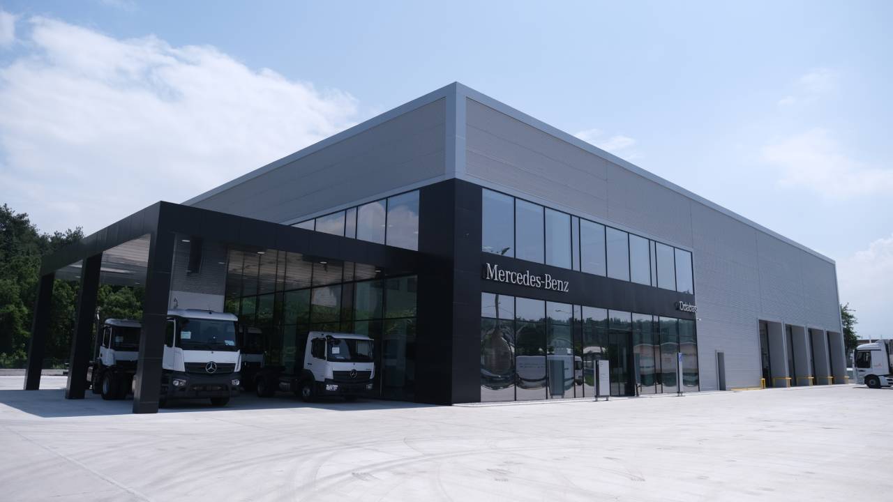 Mercedes-Benz Türk’ün yeni yetkili servisi Bursa Odabaşı açıldı