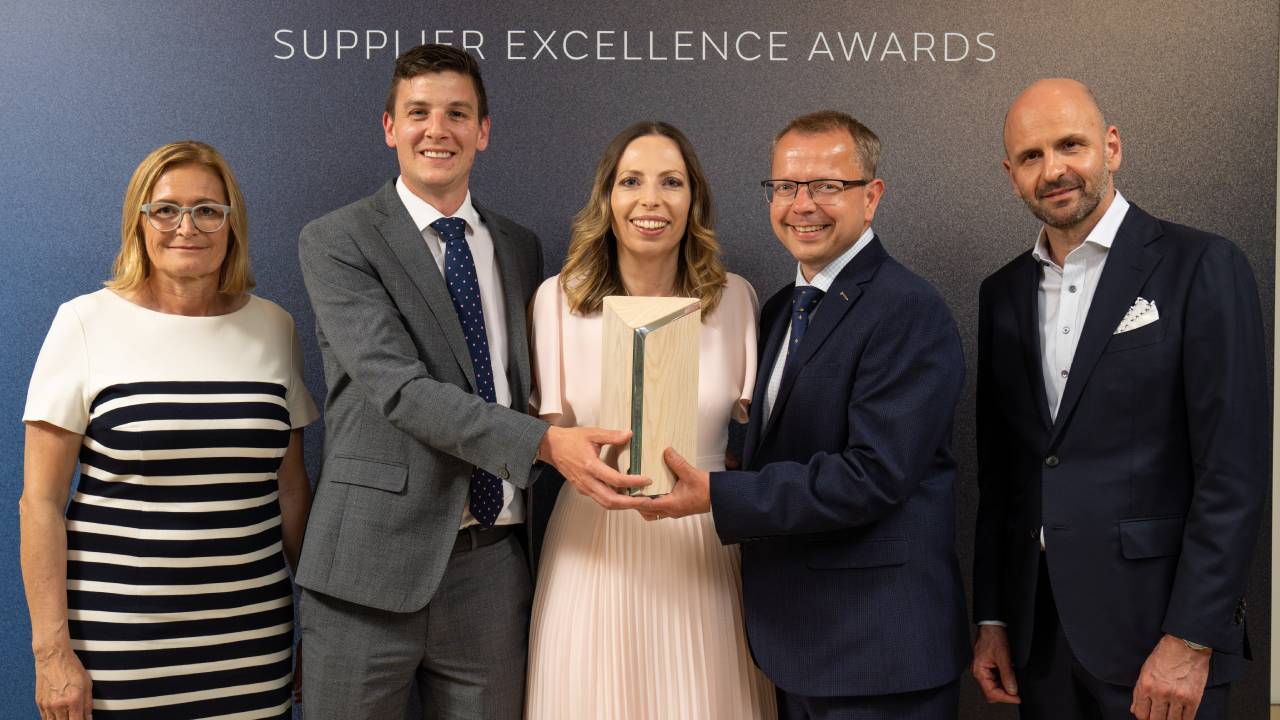 Pirelli, Jaguar Land Rover tarafından verilen ‘Mükemmel Tedarikçi’ ödülünü kazandı