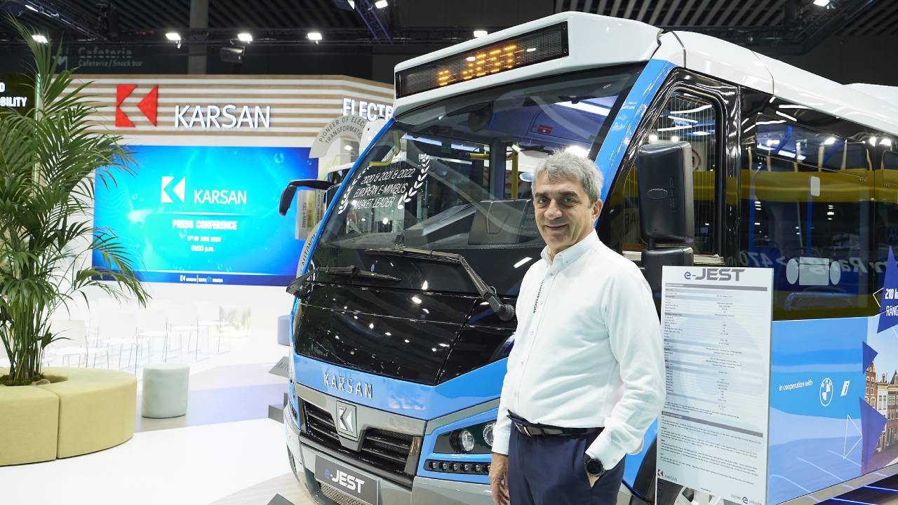 Karsan, Barselona’da düzenlenen UITP Küresel Toplu Taşıma Zirvesi’ne çıkarma yaptı