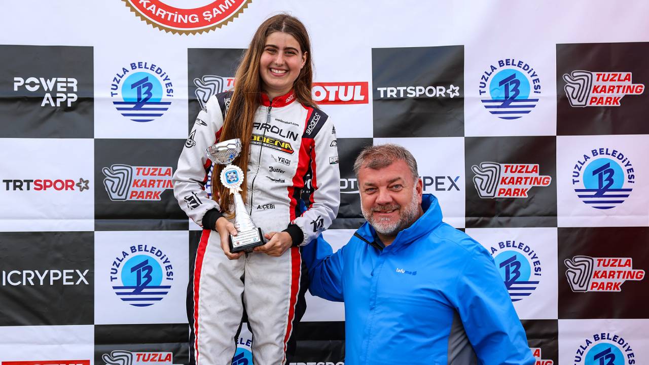 Genç kadın pilot Çebi’den bir birincilik daha