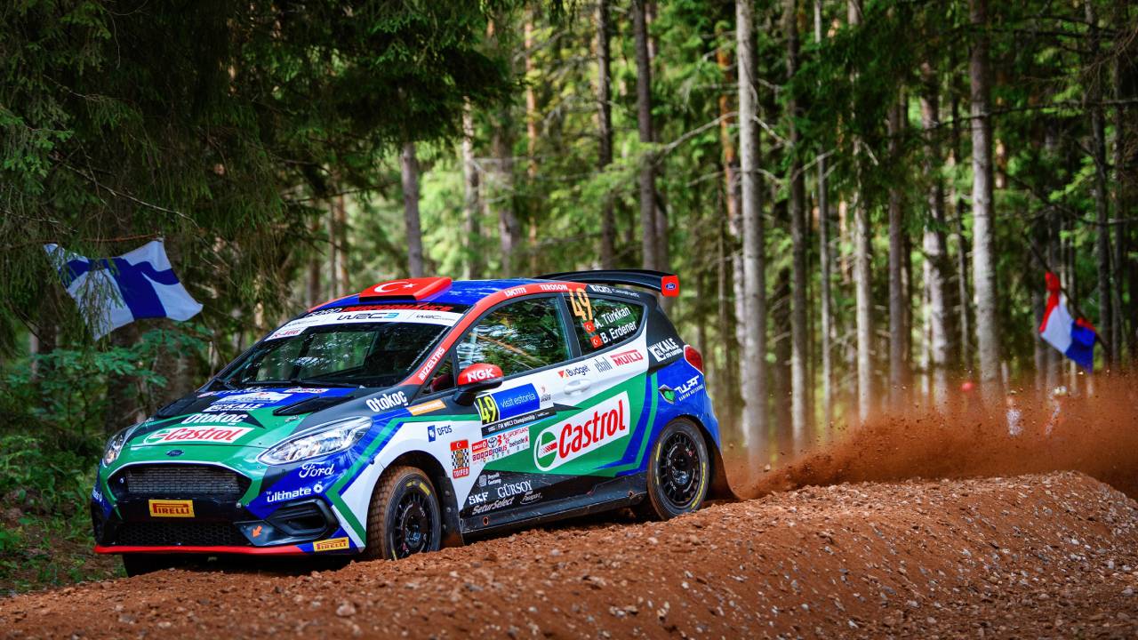 Castrol Ford Team Türkiye, WRC’nin zorlu Estonya etabını 4. sırada tamamladı