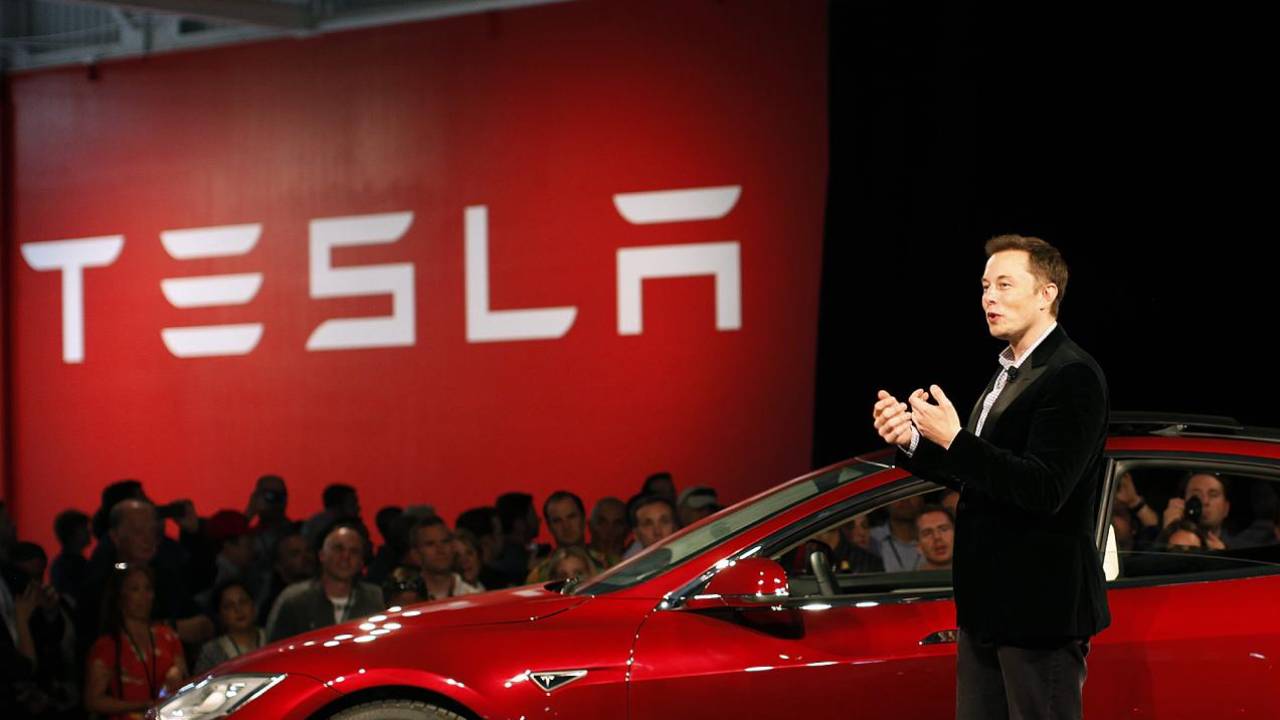 Elon Musk ve Tesla nasıl başarılı oldu?