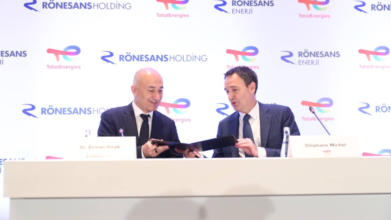 TotalEnergies, Türkiye’de yenilenebilir enerjinin gelişimi için Rönesans Holding ile ortak oldu