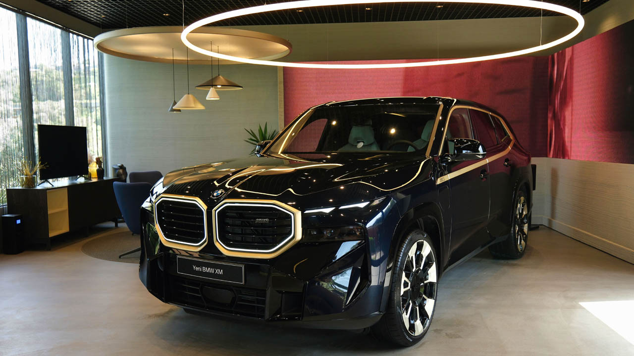 Mandarin Oriental Bodrum’daki BMW Pop-Up Store Yeni BMW XM’i ağırlıyor