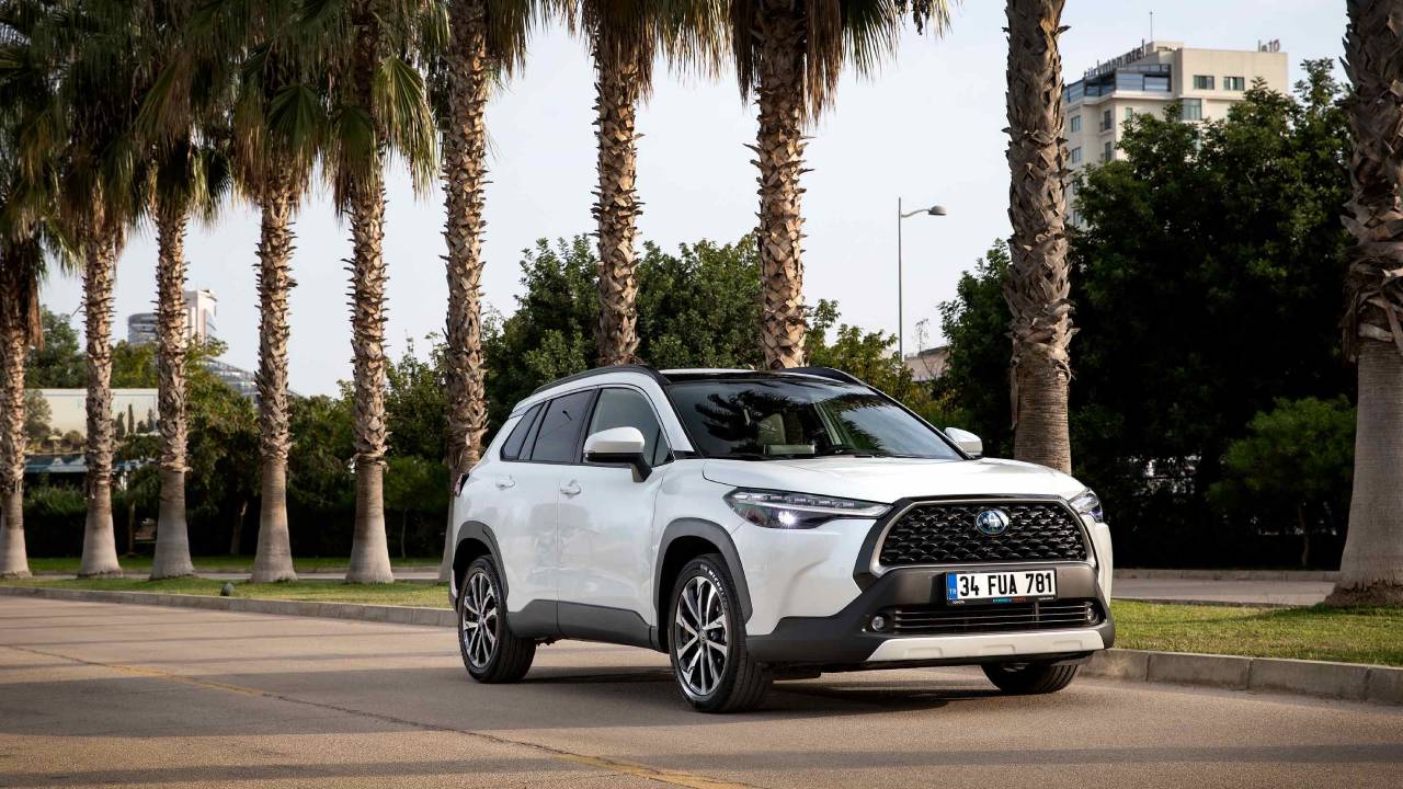 Toyota ilk 6 ayda global satışlarını yüzde 5.1 artırdı