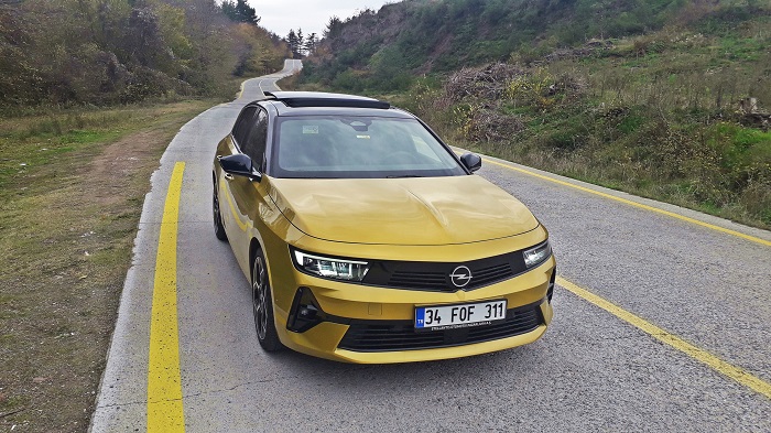 Opel Astra Sürüş İzlenimi
