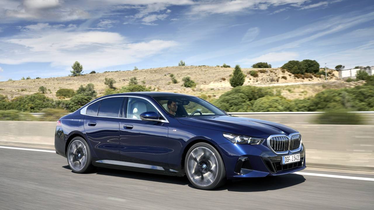 Yeni BMW 520d xDrive ön rezervasyona açıldı