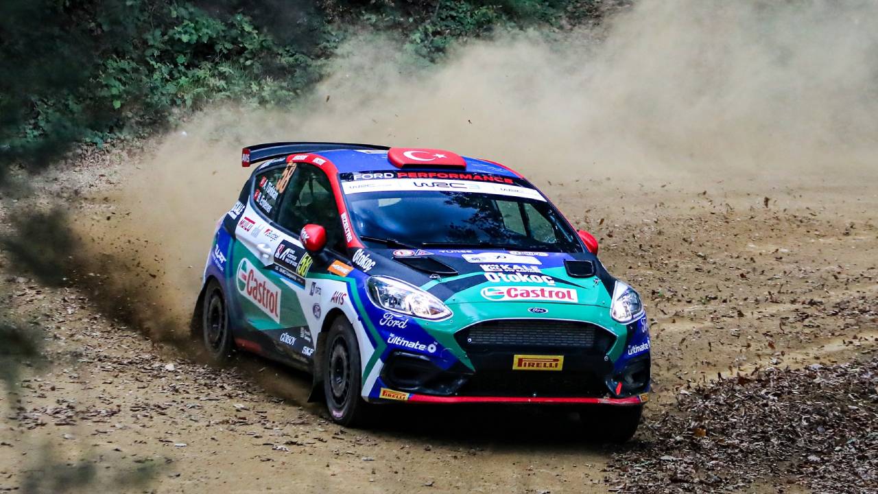 100. Yıl Rallisi’nde Castrol Ford Team Türkiye, Cumhuriyet coşkusunu etaplara taşıyor