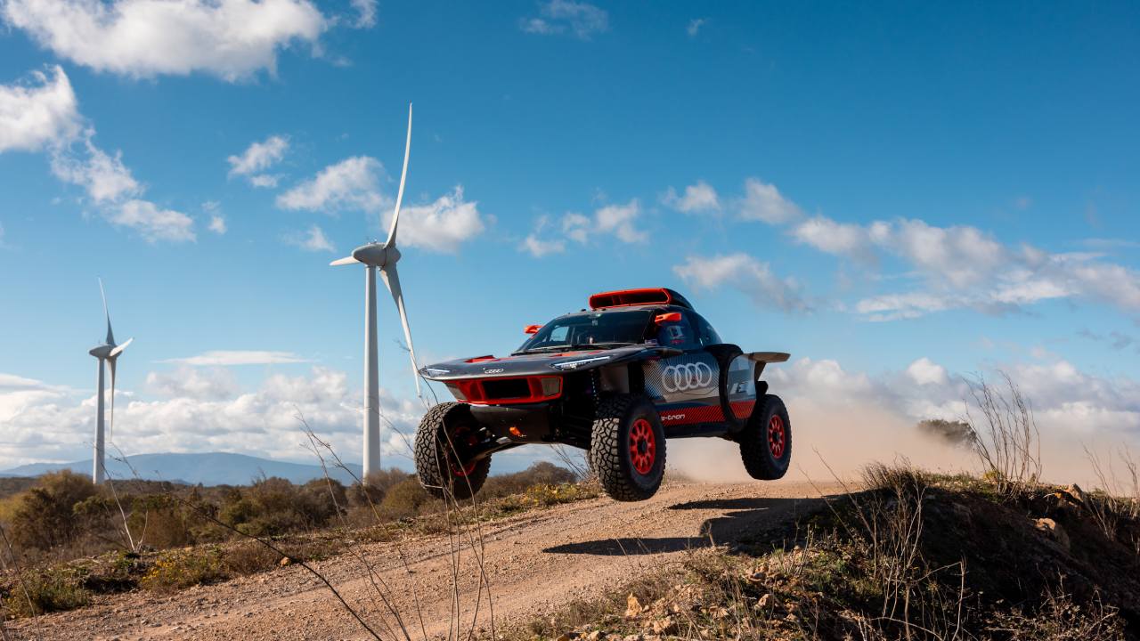 Audi Sport Dakar öncesi son testini yaptı