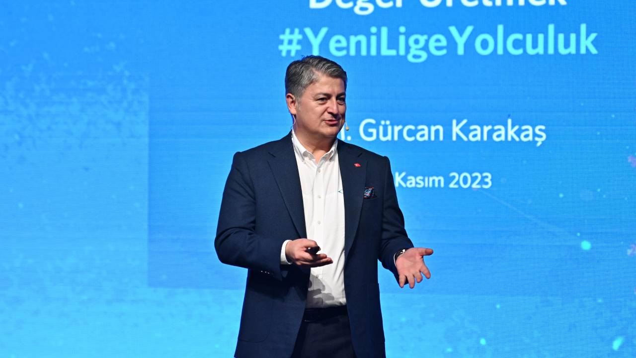 TOGG CEO’su Gürcan Karakaş: “4 teker üzerinde giden bilgisayar yaptık”