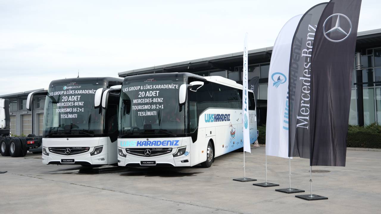 Mercedes-Benz Türk’ten LKS Group’a 20 adet Mercedes-Benz Tourismo 16 RHD 2+1 otobüs teslimatı