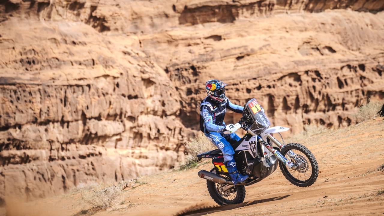 Dakar Rallisi’nde ilk günün galibi Red Bull Sporcusu Mattias Ekström 