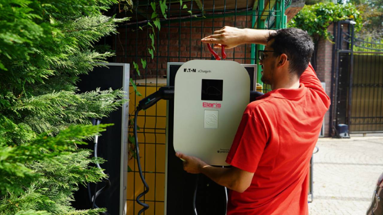 Türkiye’de elektrikli araç sayısı yaklaşık 5, şarj istasyonu sayısı ise 2 kat arttı