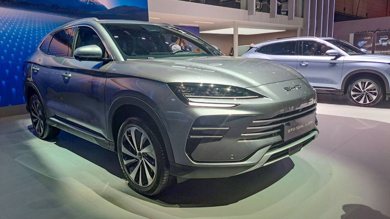 BYD yüksek teknolojiye sahip yenilikleriyle Cenevre’de büyük ses getirdi