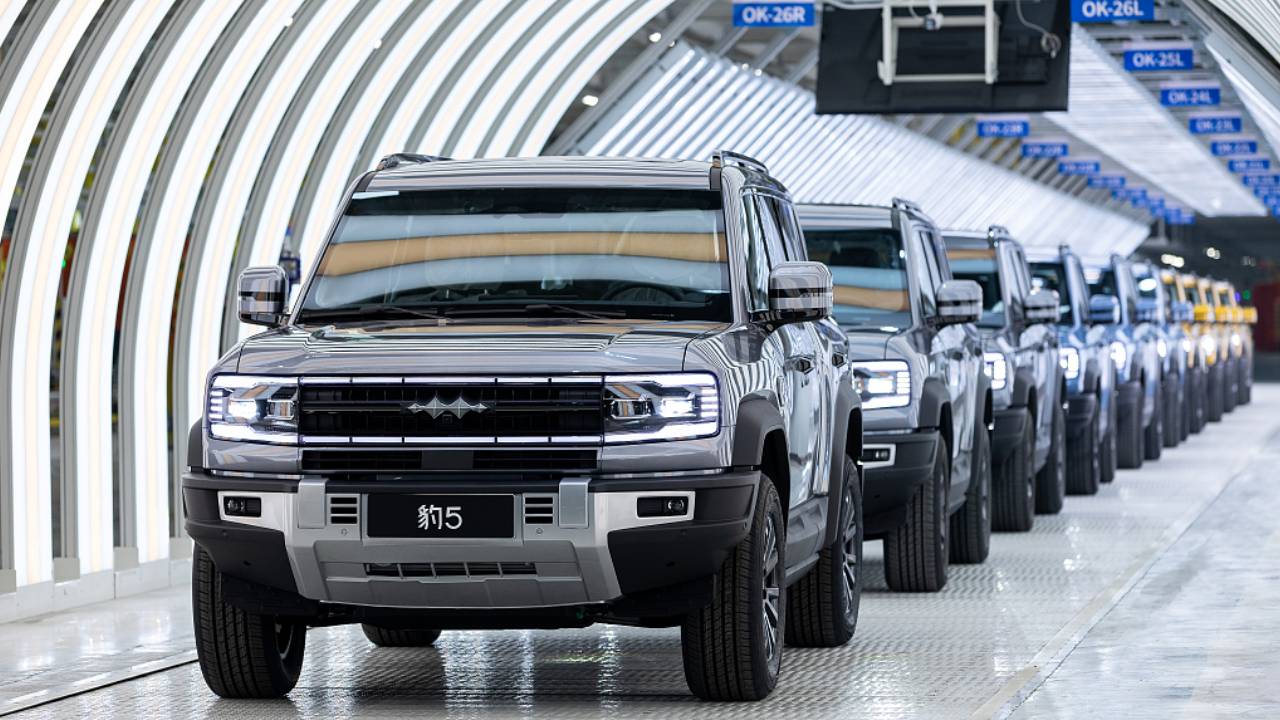 1 milyon 640 bin elektrikli aracın yüzde 63,5’i Çin’de satıldı