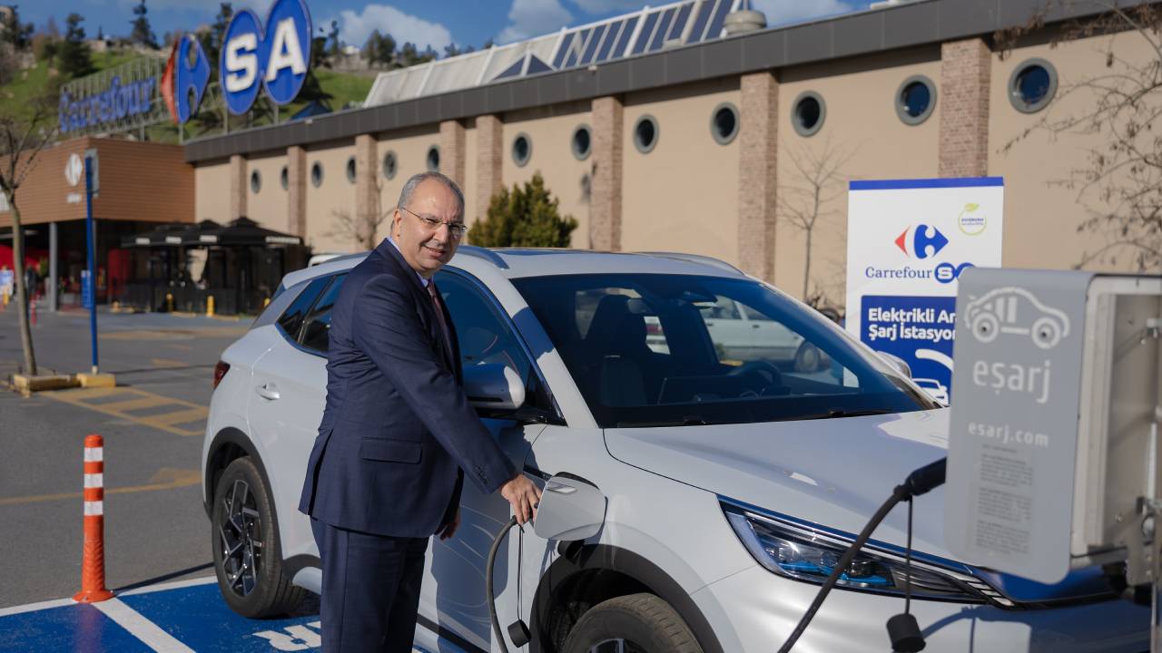 CarrefourSA Eşarj yatırımlarına devam ediyor
