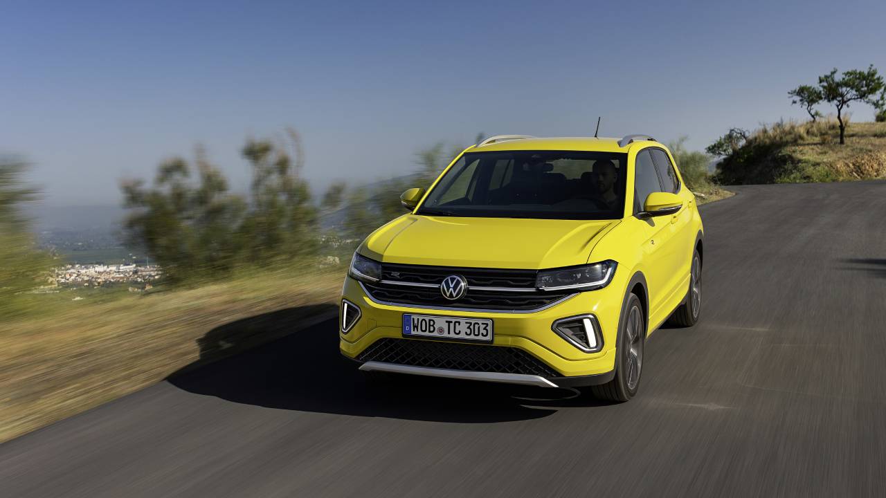 VW SUV ailesinin en kompakt üyesi Yeni T-Cross satışa sunuldu
