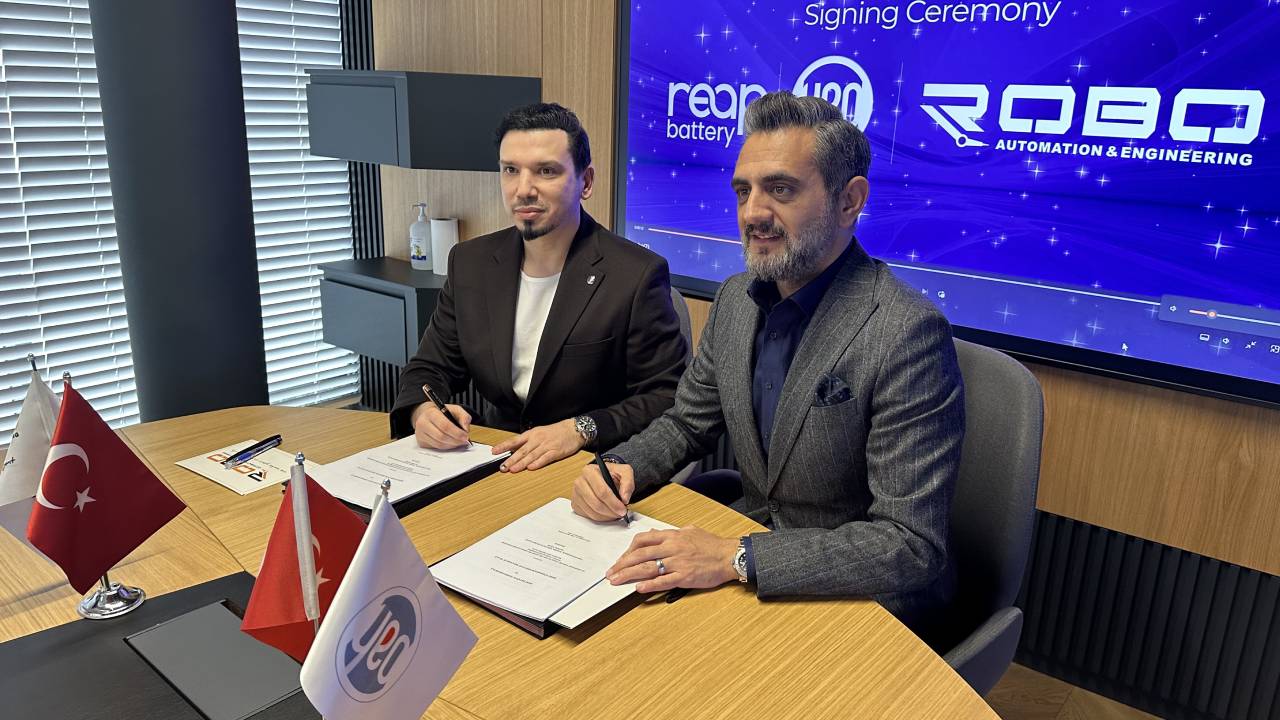 Yerli batarya fabrikasında üretimi yerli robotlar yapacak