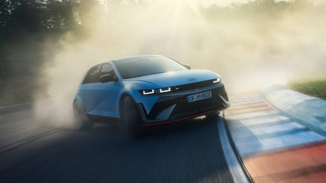 Hyundai IONIQ 5 N dünyada Yılın Performanslı Otomobili seçildi