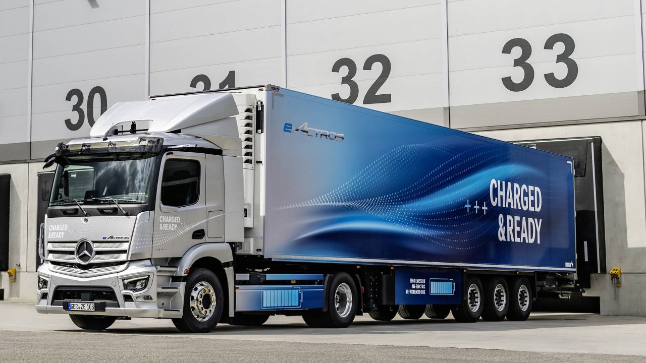 Daimler Truck ve Mercedes-Benz Türk sürdürülebilirlik yolculuğunda ilerlemeye devam ediyor