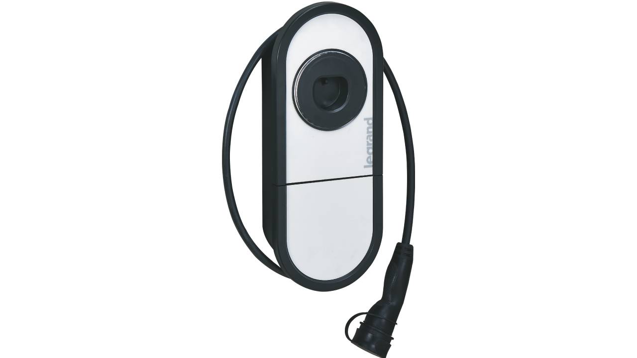 Legrand Türkiye Grubu, yeni kablolu elektrikli araç şarj istasyonunu tanıttı