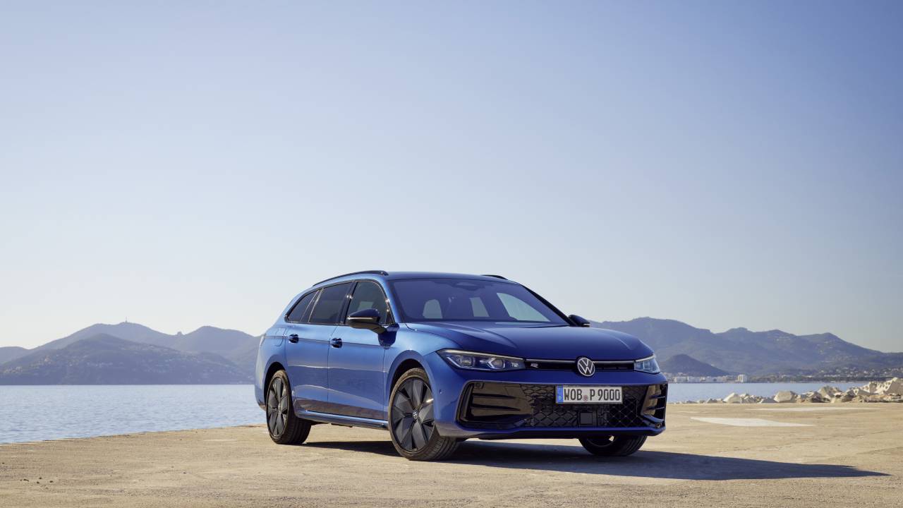 Yeni Passat satışa sunuldu