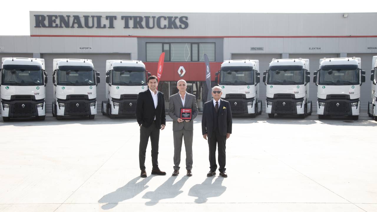 Özçelik Transport filosu, Renault Trucks ile yenileniyor