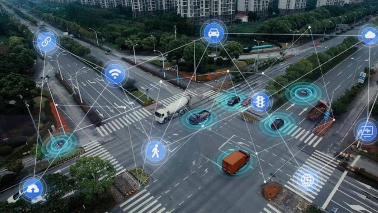 Shanghai’da 2 bin kilometrelik yol, sürücüsüz araçlara ayrıldı