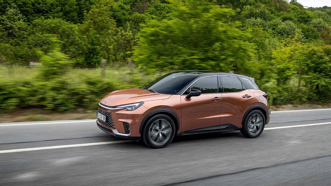 Lexus LBX’in “Sıra Dışı Partisi” ünlü isimleri bir araya getirdi