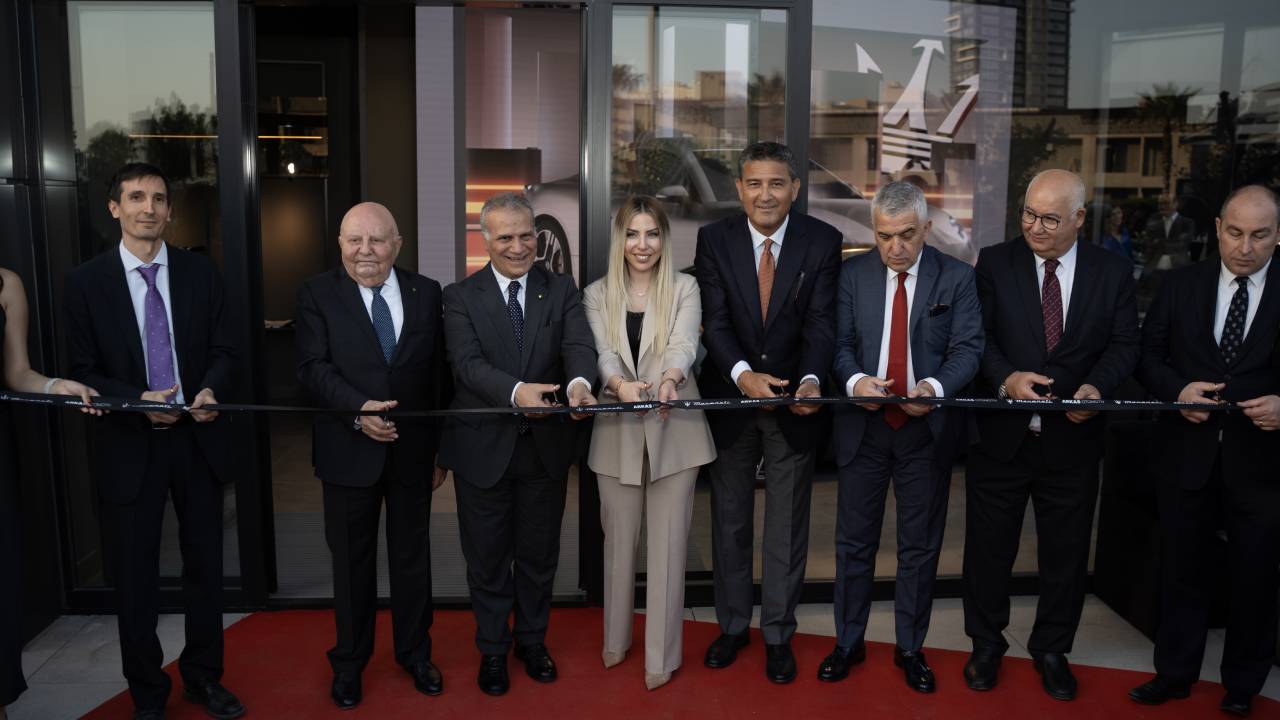 Maserati yeni showroomu ile İzmir’de