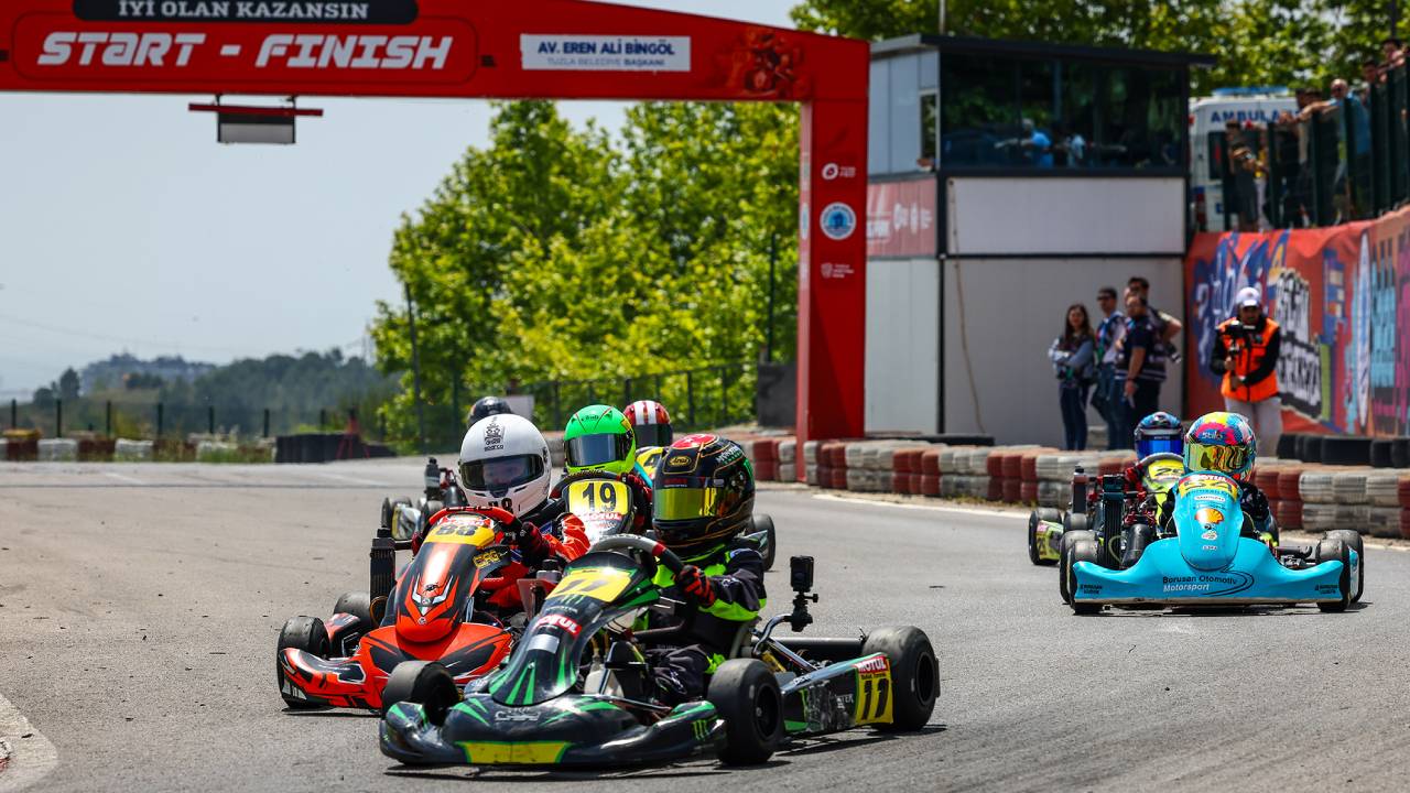 Tuzla’da çekişmeli yarış nefes kesti