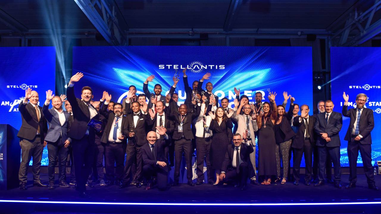 Stellantis’in 81 ülkedeki 6 bin çalışanı müşteri deneyimini iyileştirmek için Türkiye’de yarıştı